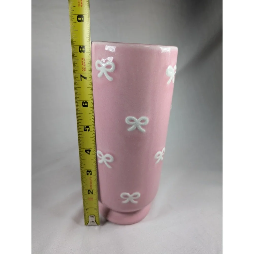 Room Essentials Ceramic Pink Bow Vase